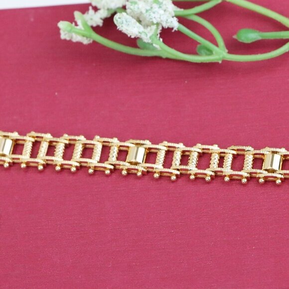 "Rose Gold Textured Link Chain Bracelet in Premium Brass Finish, XPBL0998 - Picture 13 of 13